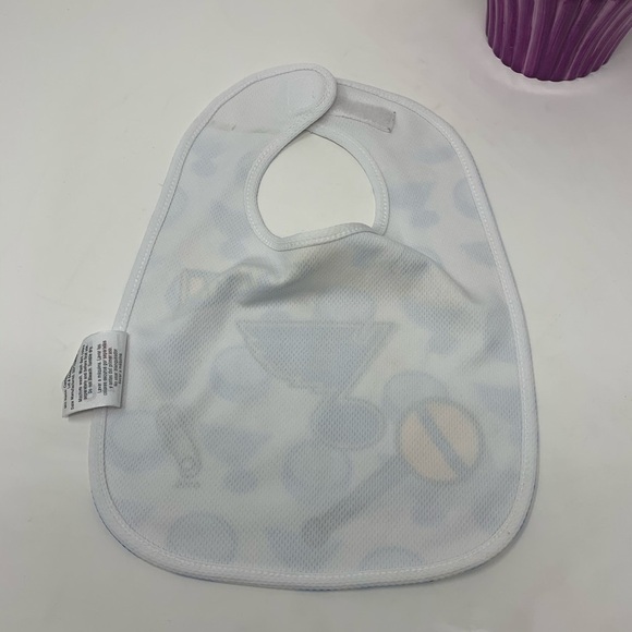 St. Louis Blues Baby Bib - Picture 3 of 4